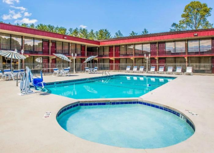 Quality Inn Asheville Airport