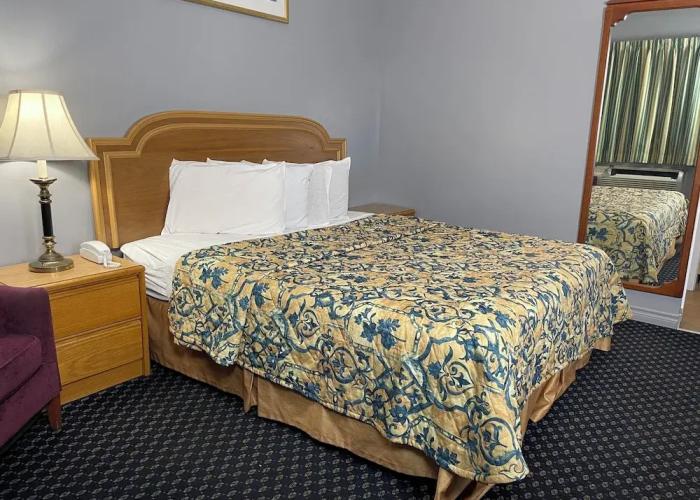 Wayfare Motel