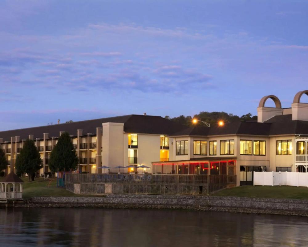 Wyndham Garden Lake Guntersville