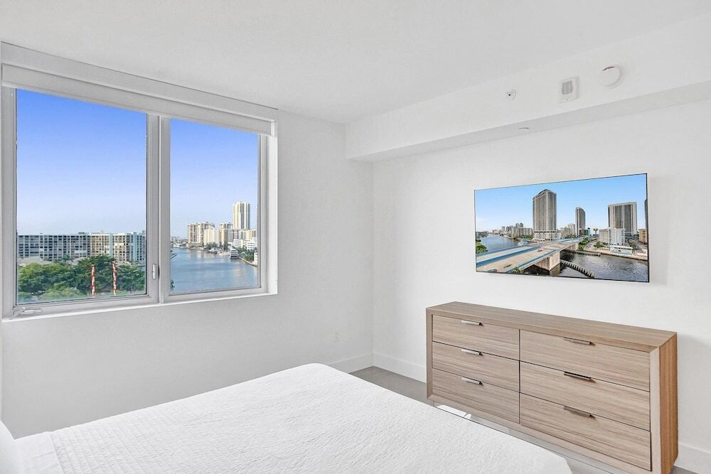 Luxury 3Bd Apartment Beachwalk