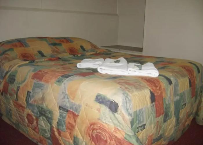 Y Motels Kingaroy