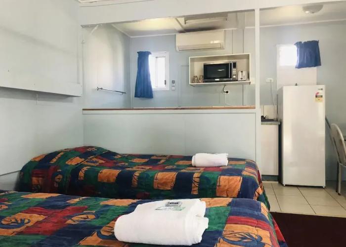 Y Motels Kingaroy