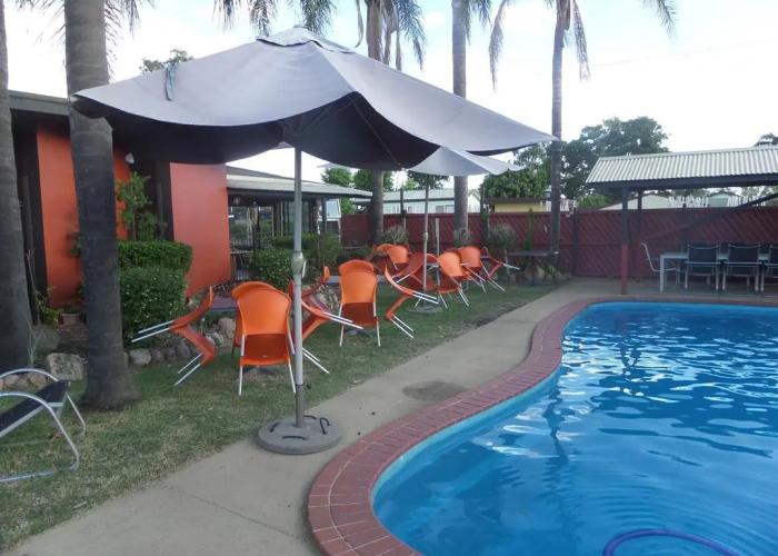 Motel Oasis