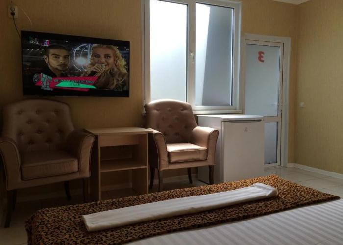 Monika Guest House