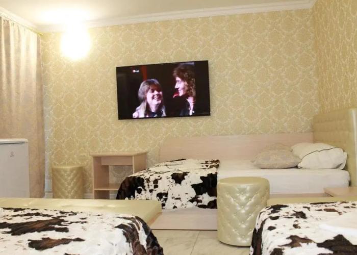 Monika Guest House