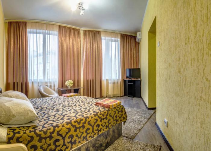 Midas Hotel