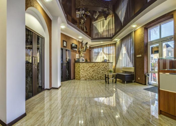Midas Hotel