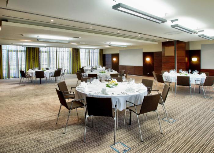 Ambassador Hotel & Suites Kaluga