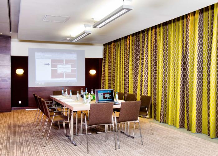 Ambassador Hotel & Suites Kaluga