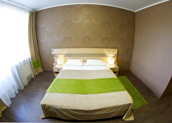 Green Park Hotel