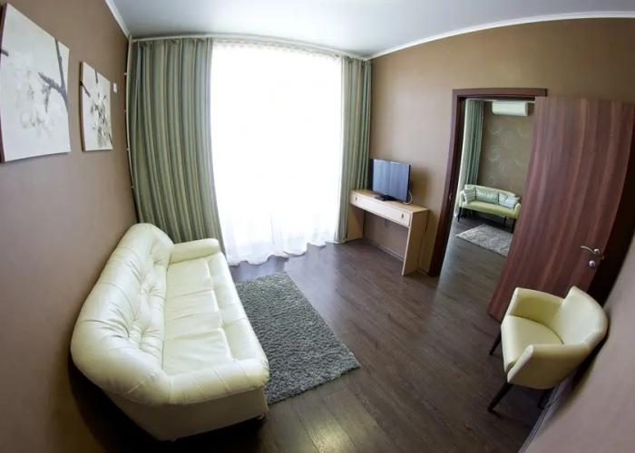 Green Park Hotel