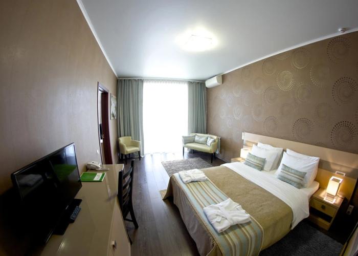Green Park Hotel