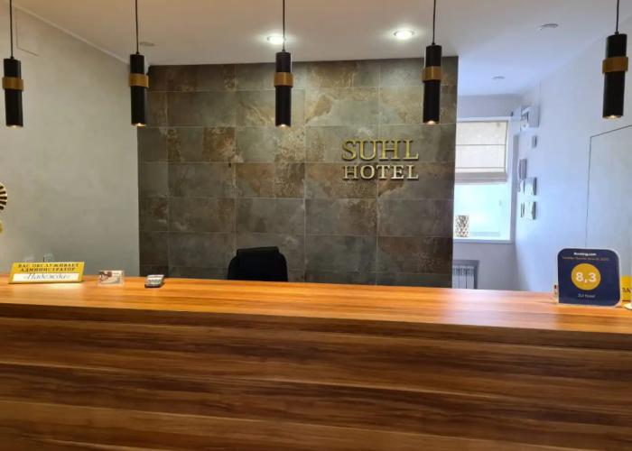 Zul Hotel