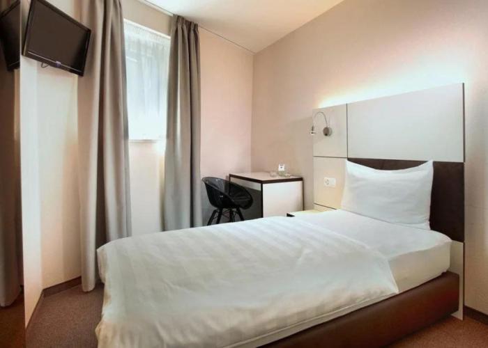 b_smart motel Basel
