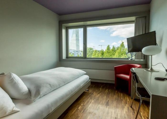 Hotel Dasbreitehotel