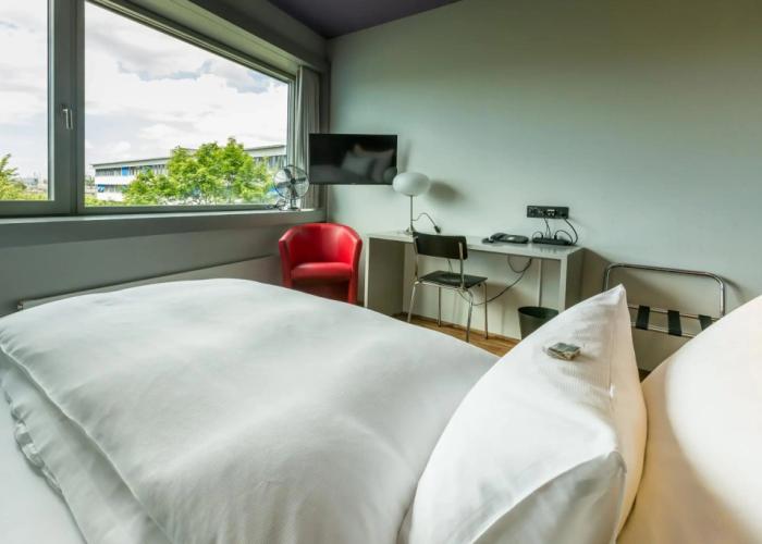 Hotel Dasbreitehotel