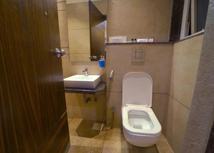 Hotel Sri Sri Executive Lodging