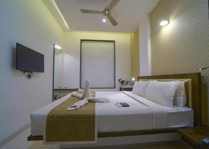 Hotel Sri Sri Executive Lodging