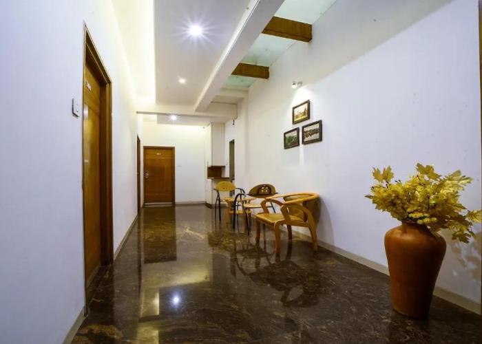 Hotel Sri Sri Executive Lodging
