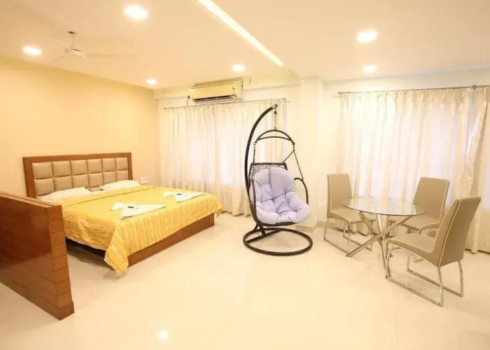Hotel Kohinoor Square