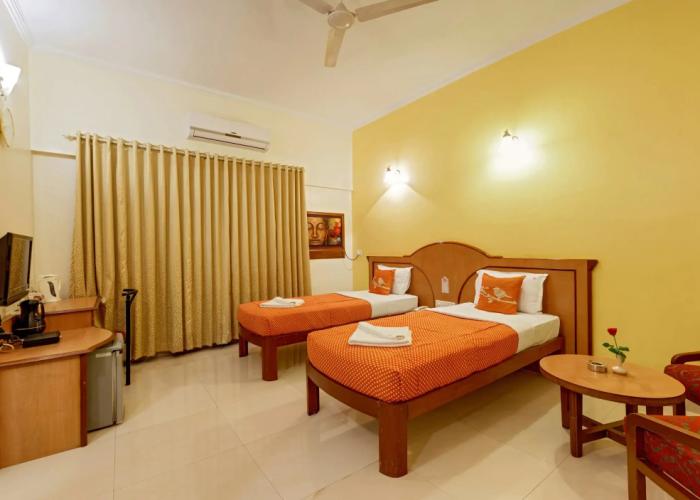 Hotel Woodland