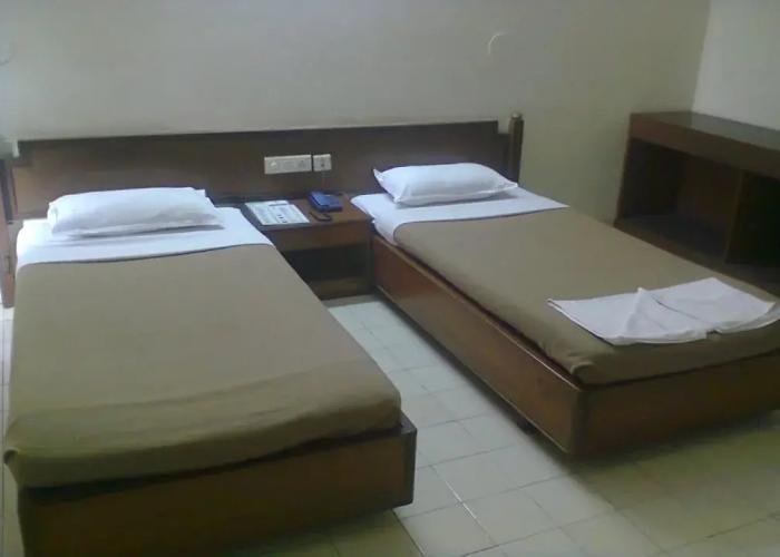 Ambika Yatri Niwas