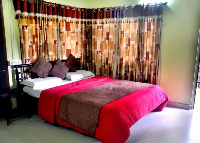 Radhanand Holiday Home