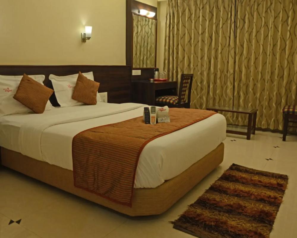 фото Hotel Elegant
