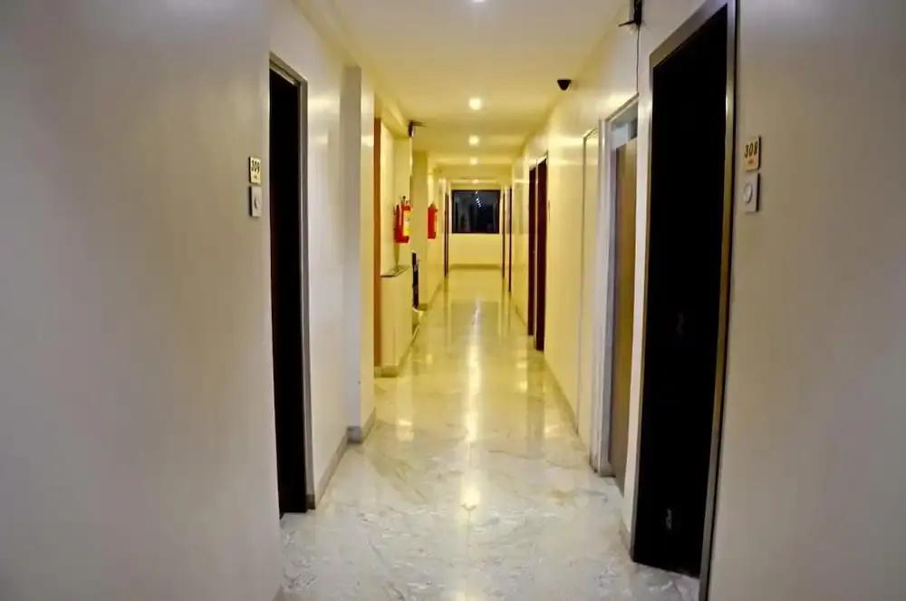 фото Hotel Elegant