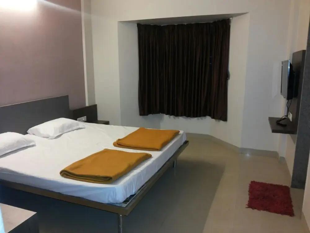 фото Hotel Elegant