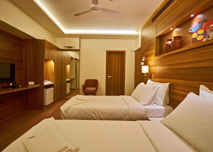 Hotel Atharv