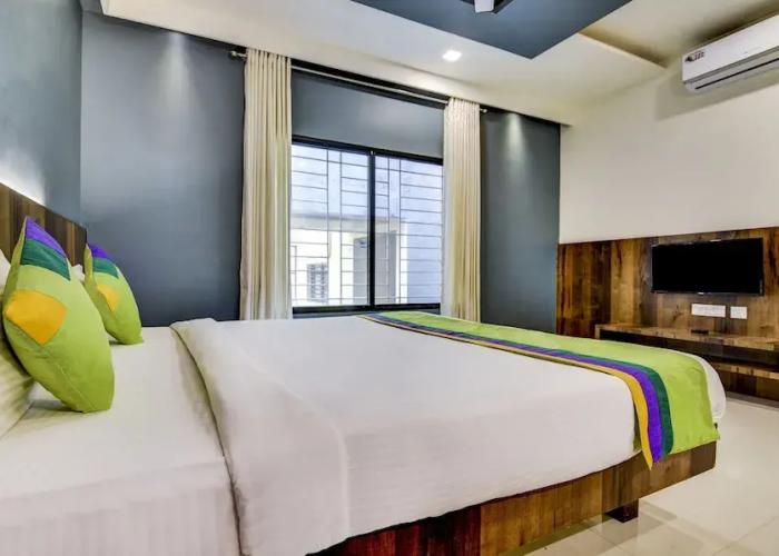 Treebo Shree Sai Suites