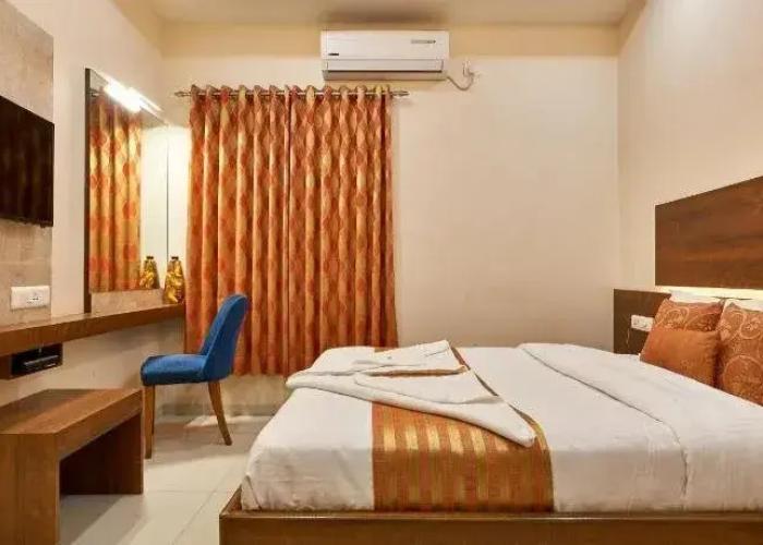 Hotel Rajpurush
