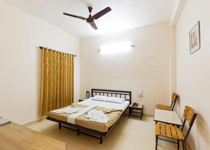 Hotel Rajpurush