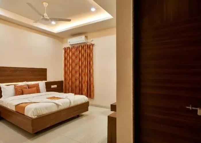 Hotel Rajpurush