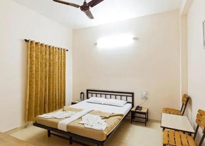Hotel Rajpurush