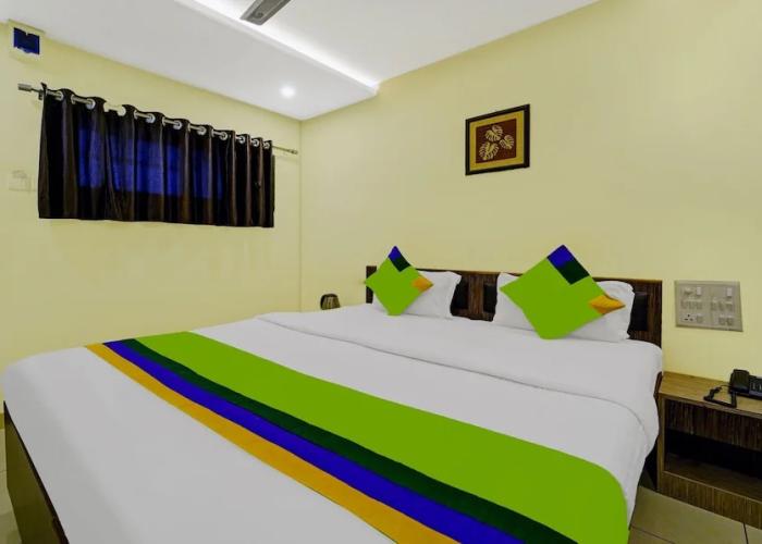 Treebo Surya Comforts, 200 Mtrs From Kolhapur Railway Station