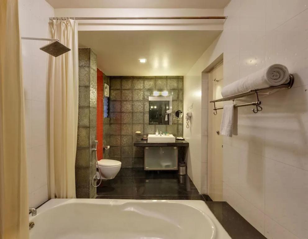 фото Regenta Place Raysons Kolhapur