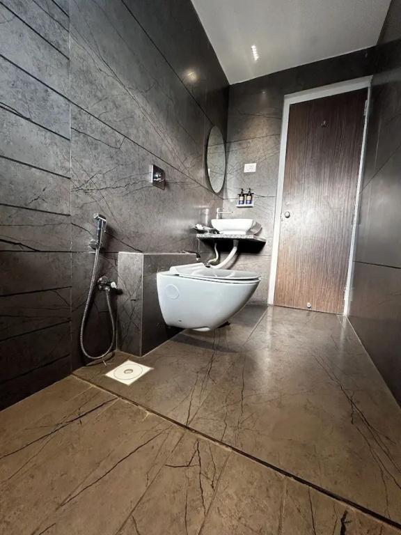 фото Alba Premier Kolhapur