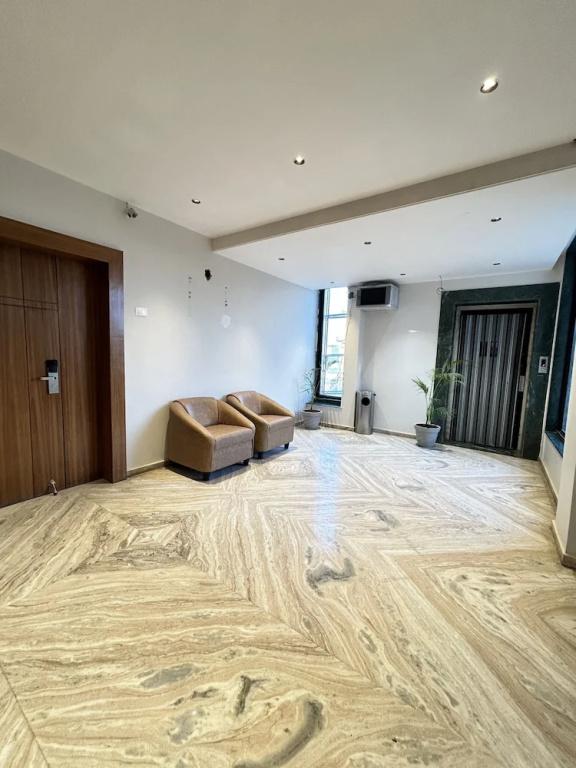фото Alba Premier Kolhapur