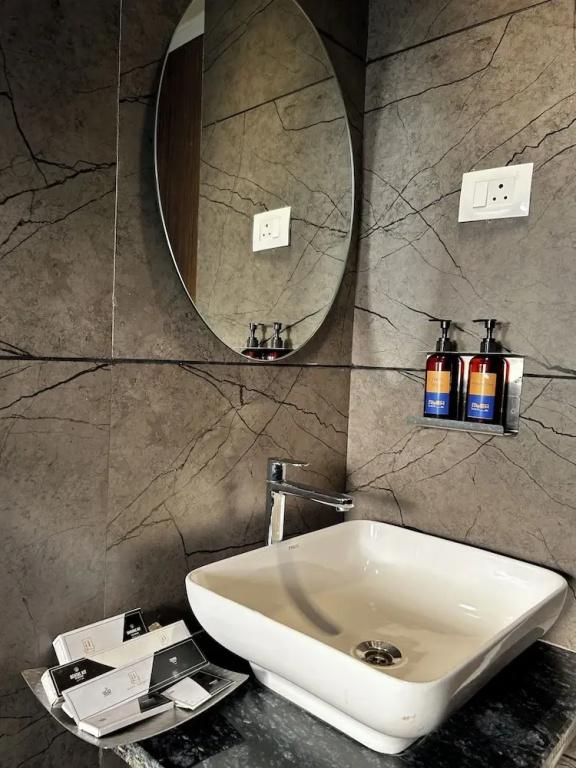 фото Alba Premier Kolhapur