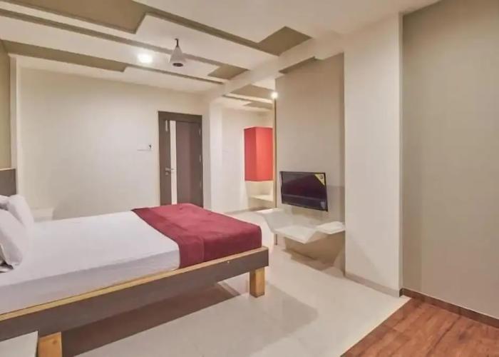 Hotel Anugraha Deluxe