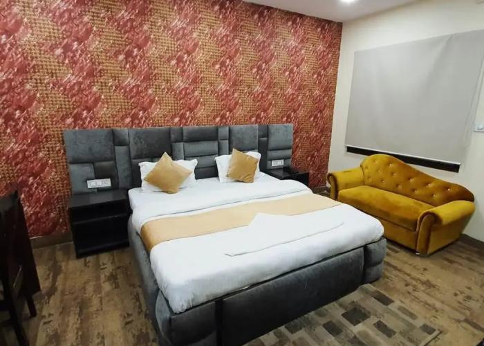 Hotel Mandakini Royal
