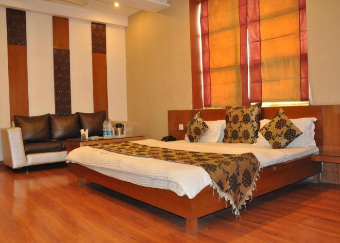 Hotel Mandakini Plaza