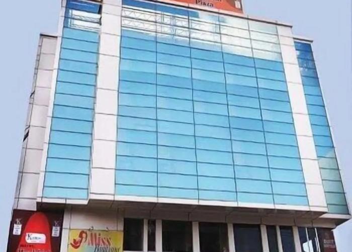 Hotel Mandakini Plaza