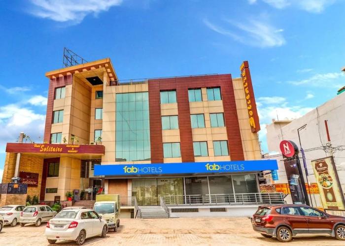 Fabhotel Solitaire Inn