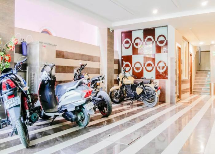 Collection O 79049 The Shubham- Kakadeo