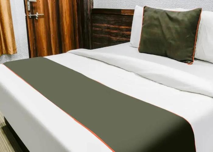 Collection O 79049 The Shubham- Kakadeo