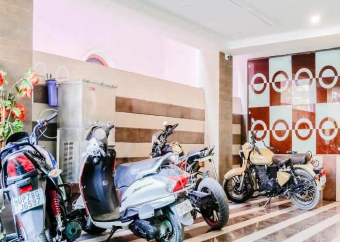 Collection O 79049 The Shubham- Kakadeo