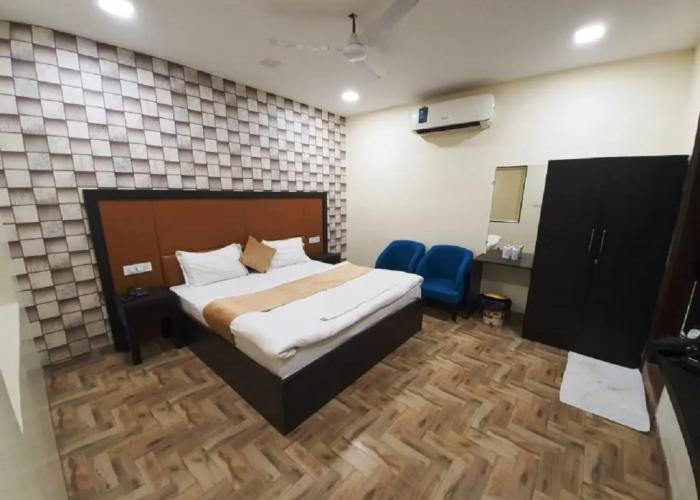 Hotel Mandakini Royale